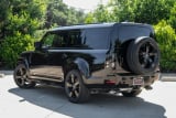 2025 Land Rover Defender - Preview 10