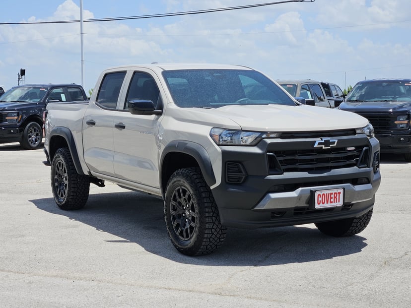 2026 Chevrolet Colorado - Image 2