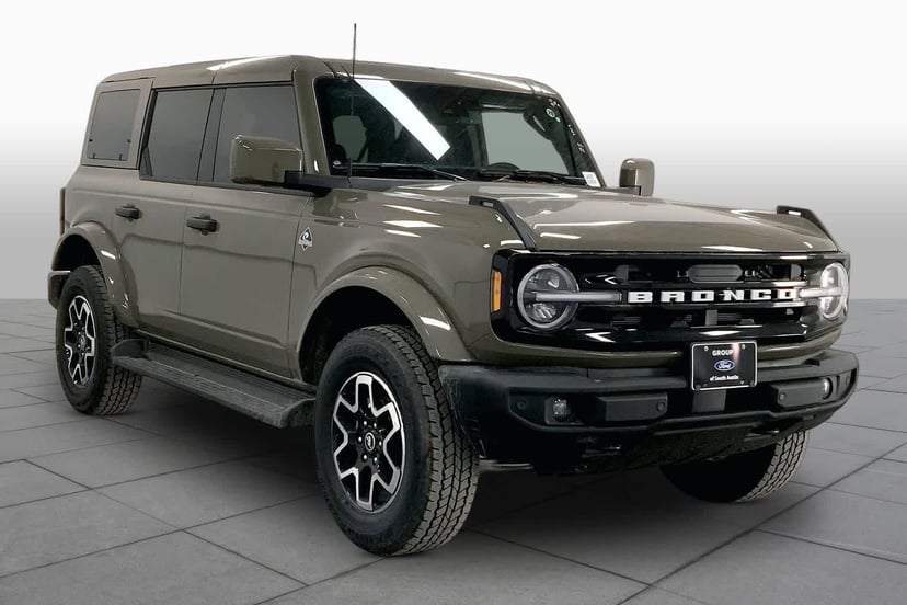 2026 Ford Bronco - Image 1