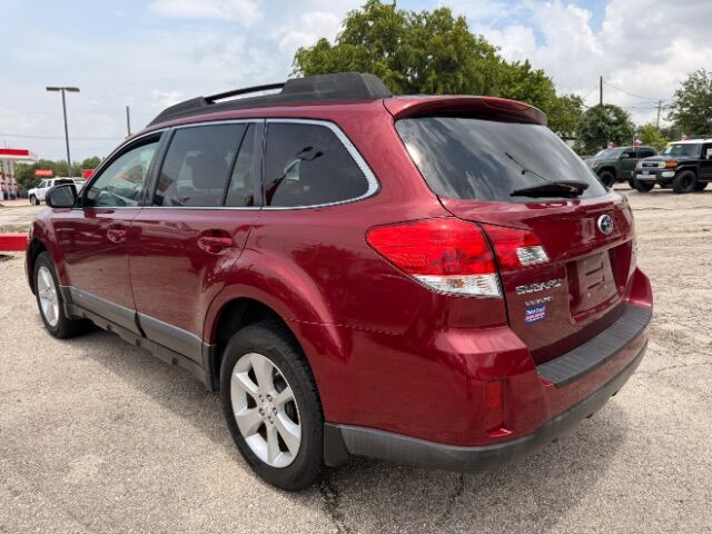 2013 Subaru Outback - Image 3