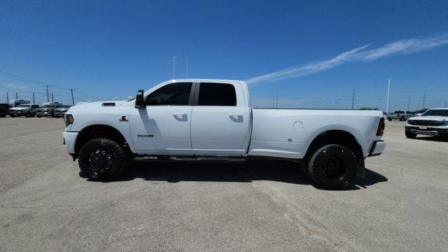 2024 Ram 3500 - Image 3