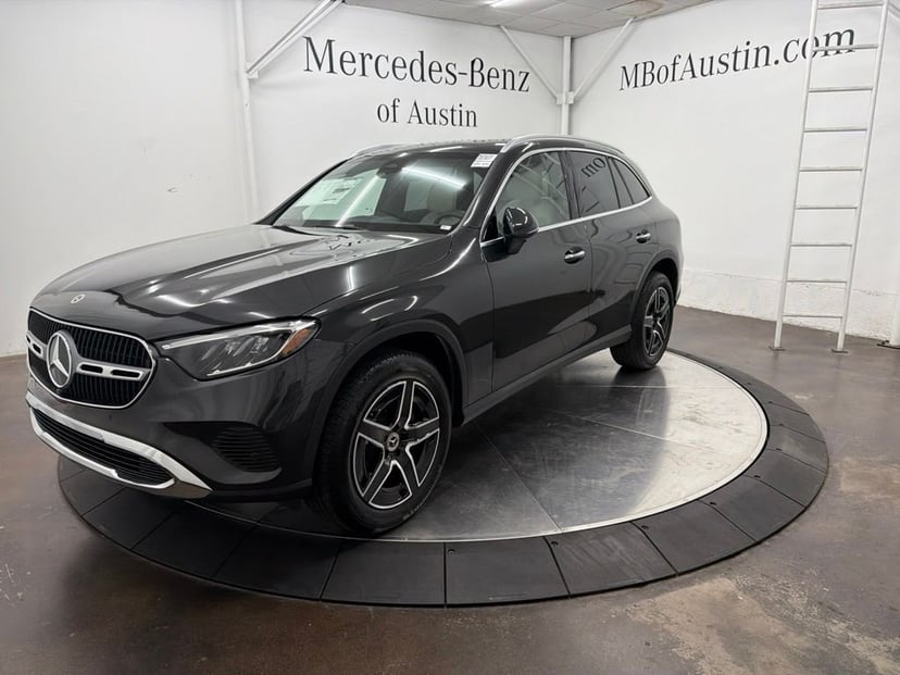 2027 Mercedes-Benz GLC - Image 1