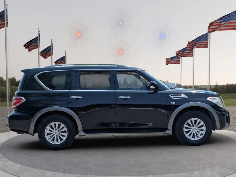 2017 Nissan Armada - Image 2