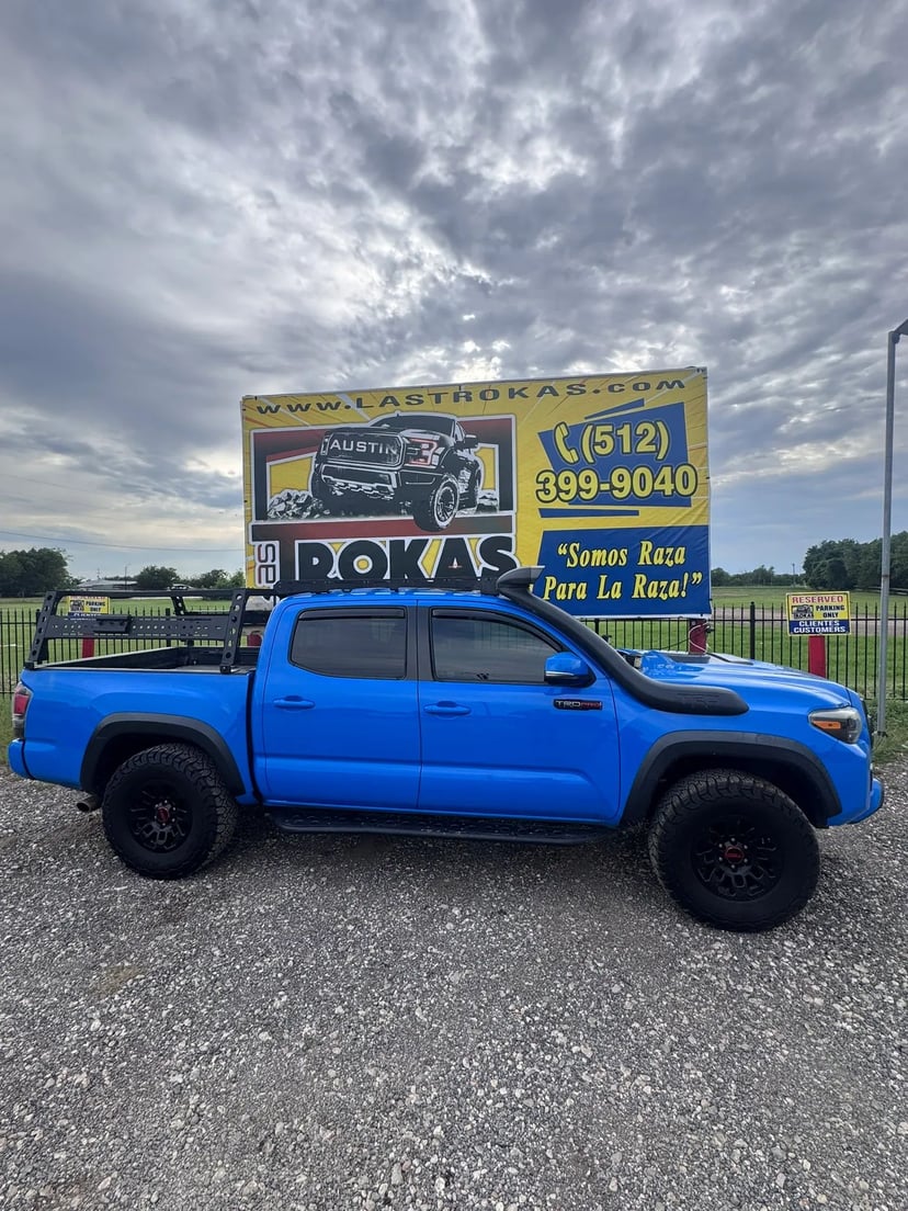 2019 Toyota Tacoma - Image 2
