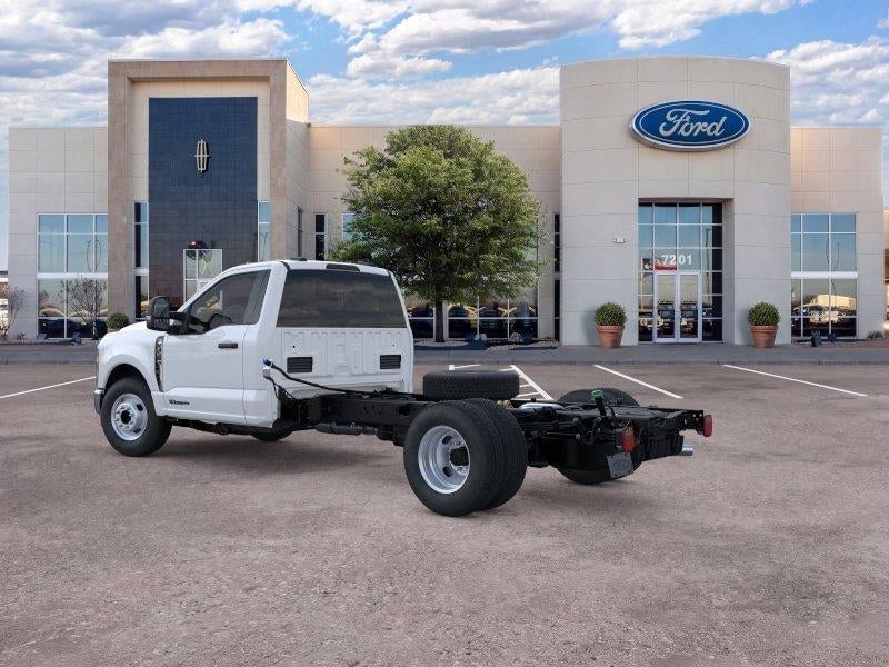 2026 Ford F-350 - Image 3