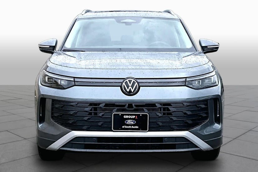 2026 Volkswagen Tiguan - Image 3