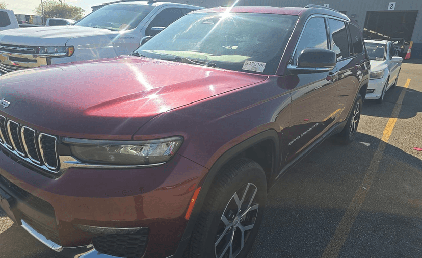 2024 Jeep Grand Cherokee L - Image 1
