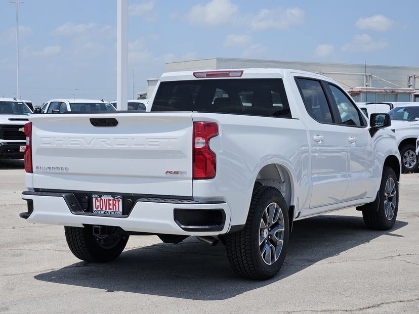 2026 Chevrolet Silverado - Image 3