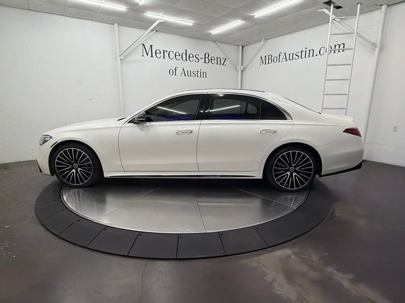 2022 Mercedes-Benz S-Class - Image 3