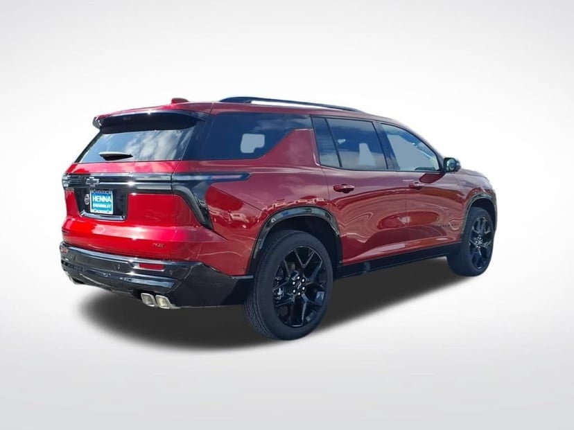 2026 Chevrolet Traverse - Image 2