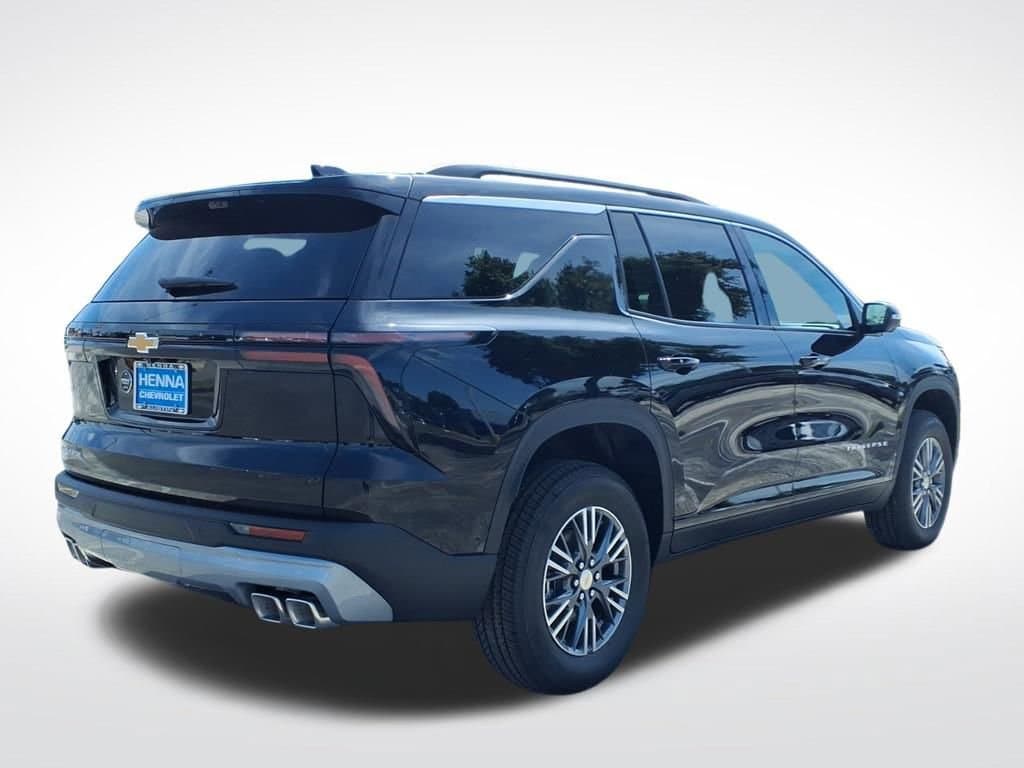 2026 Chevrolet Traverse - Image 2