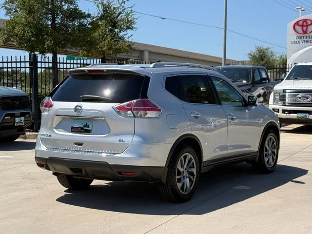 2015 Nissan Rogue - Image 3