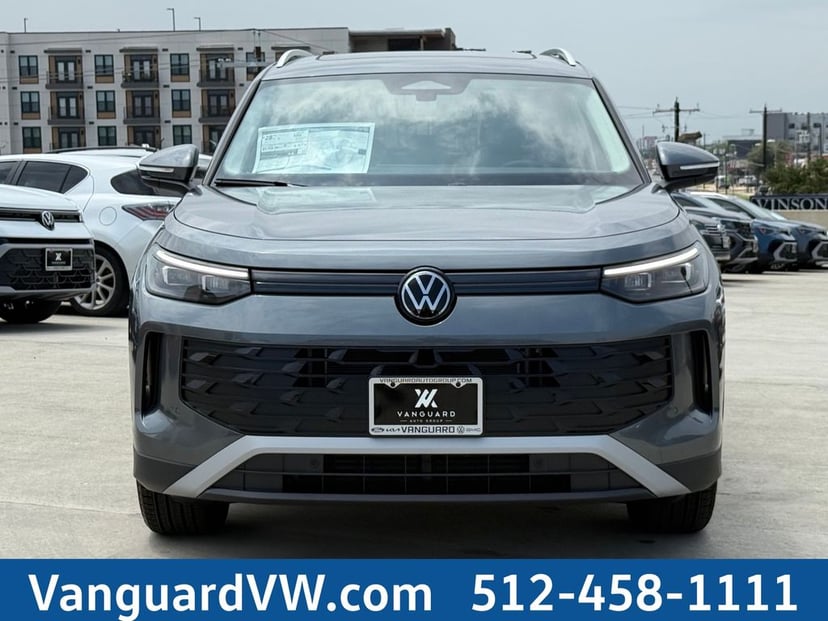 2026 Volkswagen Tiguan - Image 2