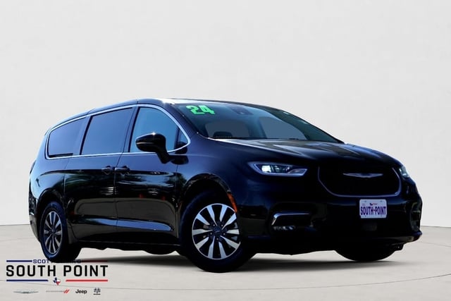 2024 Chrysler Pacifica