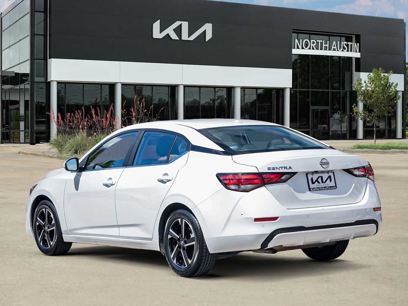 2025 Nissan Sentra - Image 3