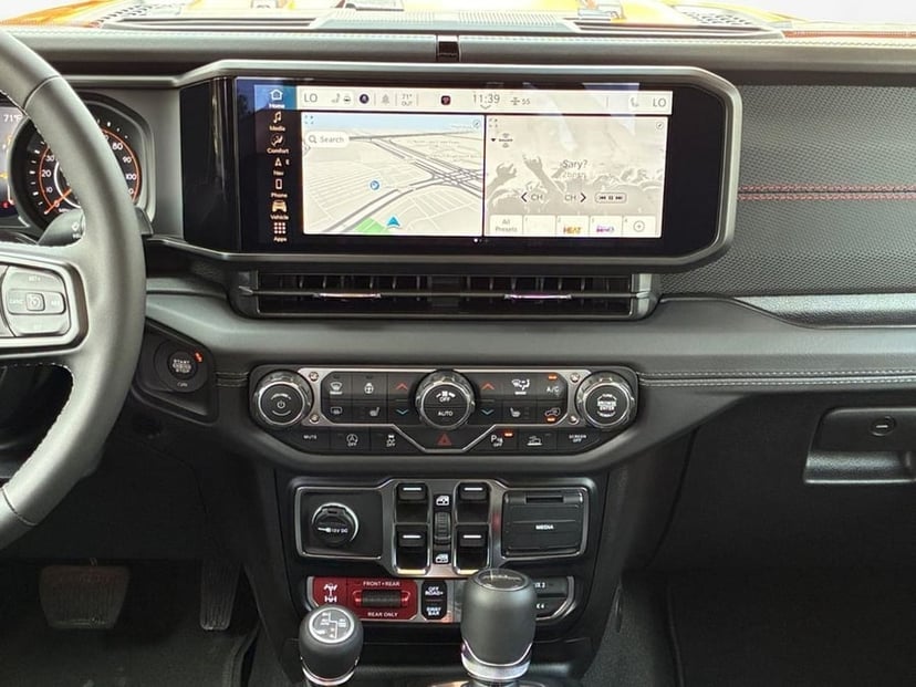 2026 Jeep Gladiator - Image 3