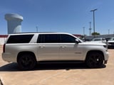 2017 Chevrolet Suburban - Preview 4