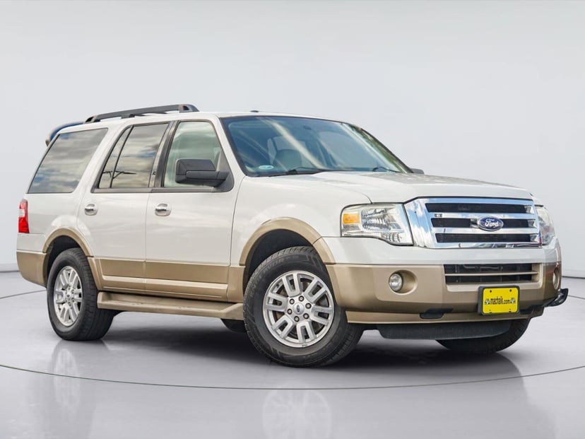 2013 Ford Expedition - Image 1