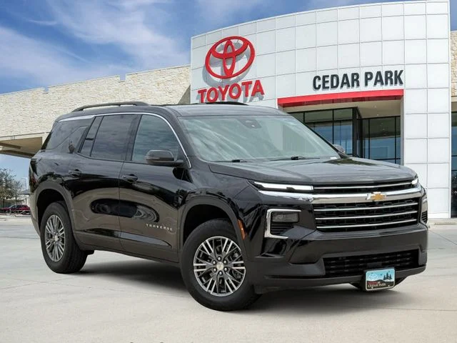 2025 Chevrolet Traverse - Image 1