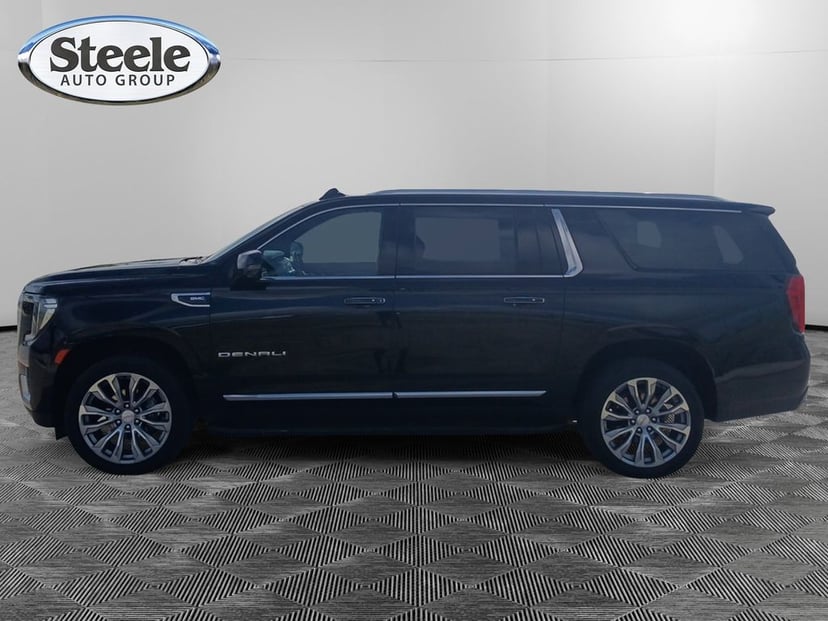 2021 GMC Yukon XL - Image 3