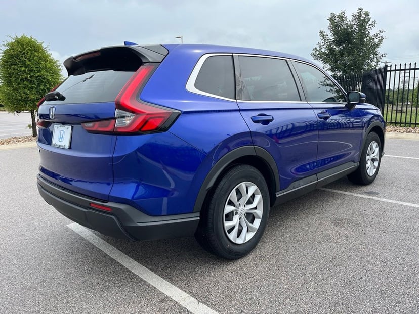 2023 Honda CR-V - Image 2