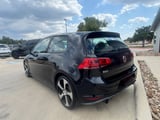 2015 Volkswagen Golf GTI - Preview 9