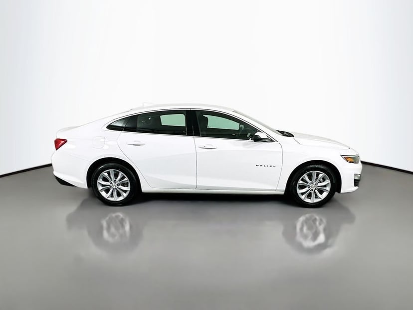 2025 Chevrolet Malibu - Image 1