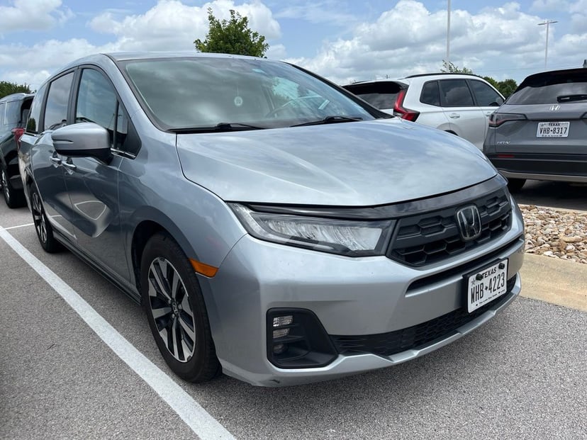 2025 Honda Odyssey - Image 1