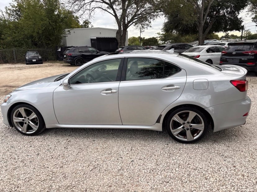 2012 Lexus IS - Image 1