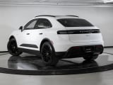 2026 Porsche Macan Electric - Preview 3