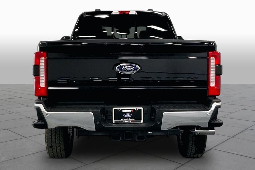 2026 Ford F-350 - Image 3