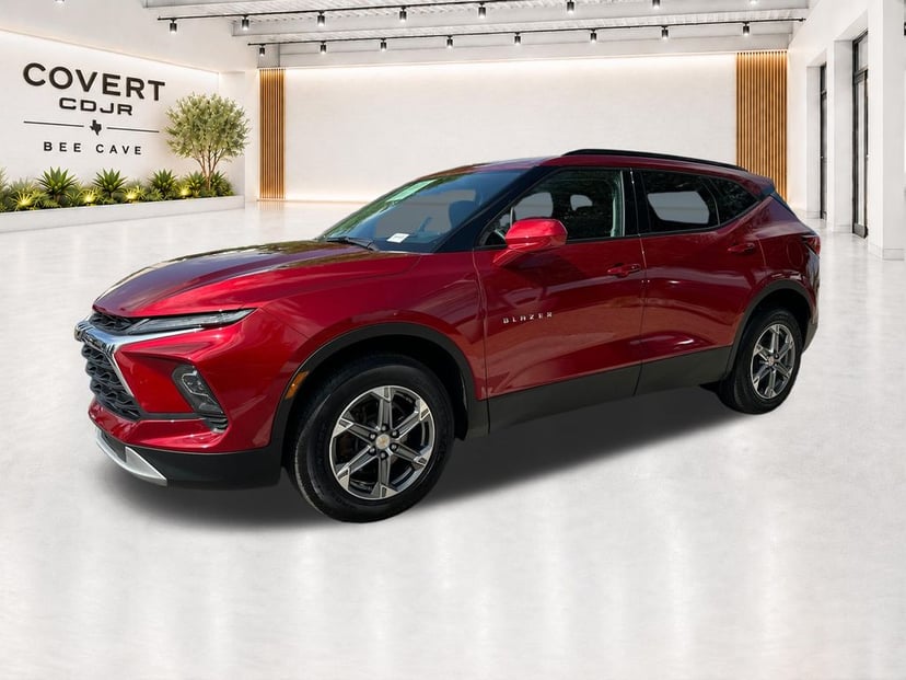 2024 Chevrolet Blazer - Image 2