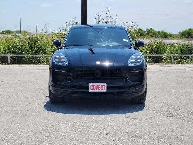 2023 Porsche Macan - Image 3
