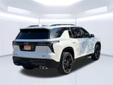 2027 Chevrolet Traverse - Preview 5