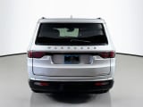 2022 Jeep Wagoneer - Preview 6