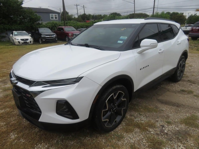 2019 Chevrolet Blazer - Image 2