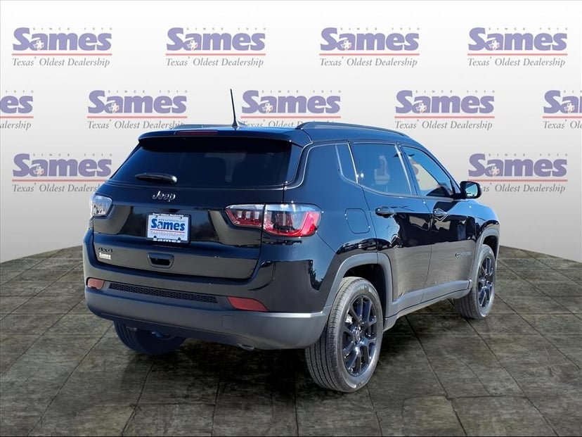 2026 Jeep Compass - Image 2