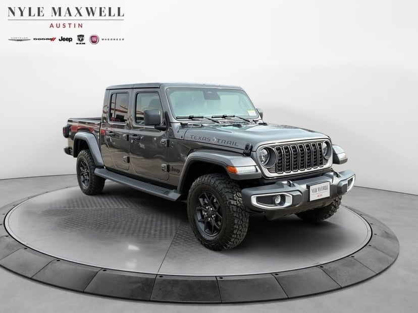 2026 Jeep Gladiator - Image 1