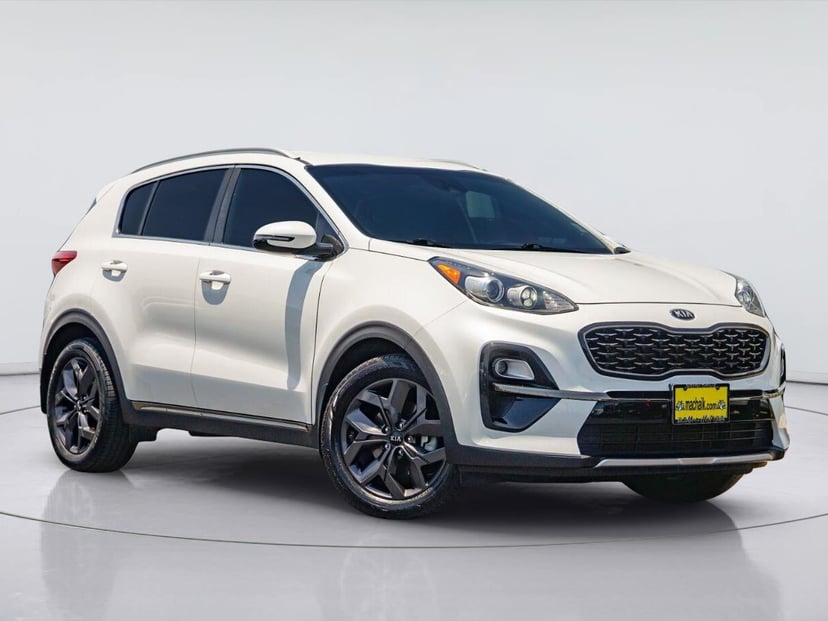 2020 Kia Sportage - Image 1