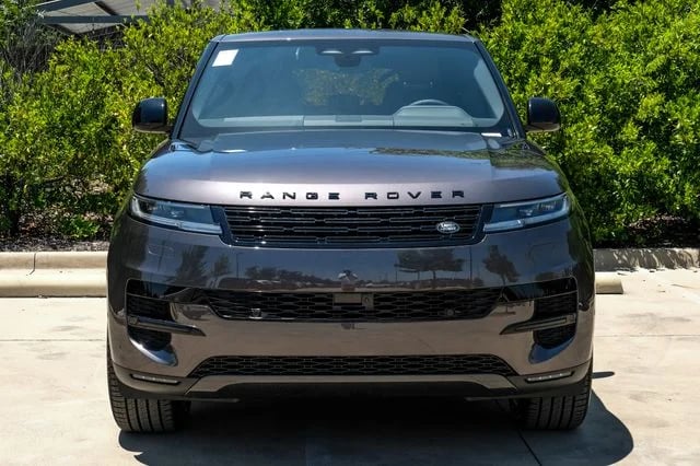 2026 Land Rover Range Rover Sport - Image 2
