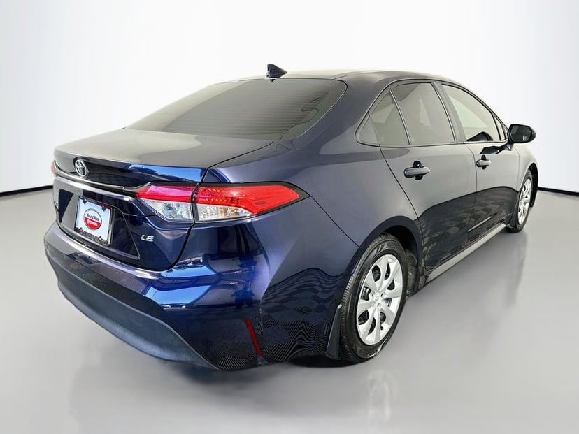 2025 Toyota Corolla - Image 3