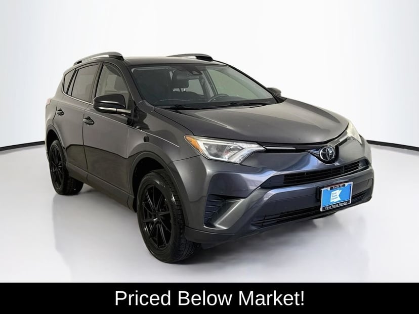2018 Toyota RAV4 - Image 1