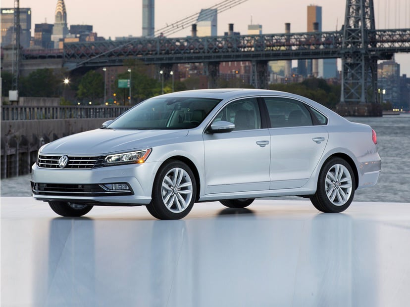 2016 Volkswagen Passat - Image 1