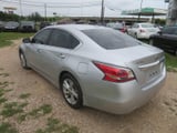 2015 Nissan Altima - Preview 3