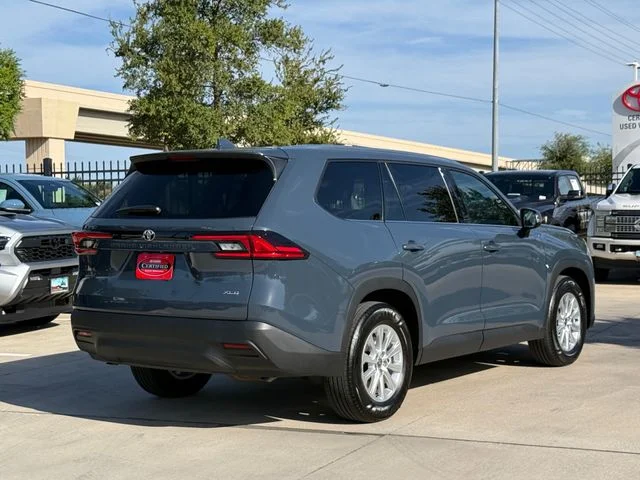 2026 Toyota Grand Highlander - Image 3