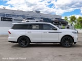 2027 Lincoln Navigator - Preview 5