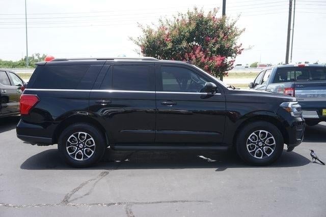 2023 Ford Expedition - Image 2