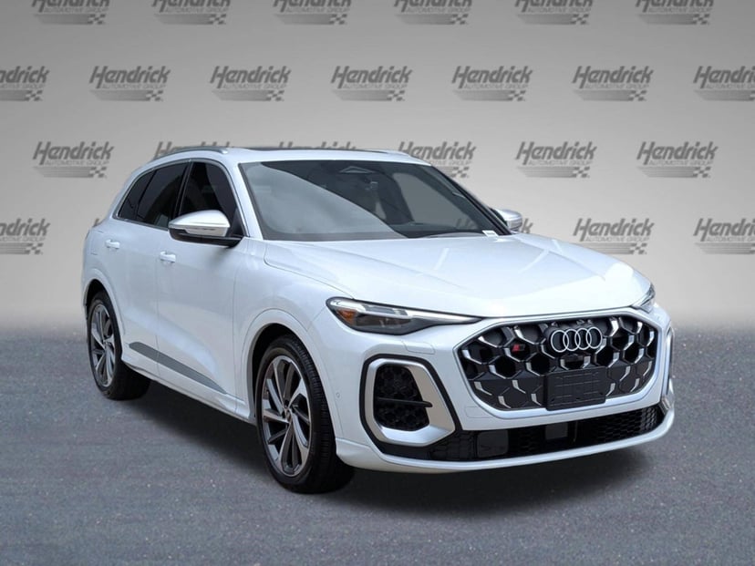 2026 Audi SQ5 - Image 1