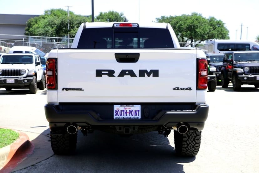 2026 Ram 1500 - Image 3