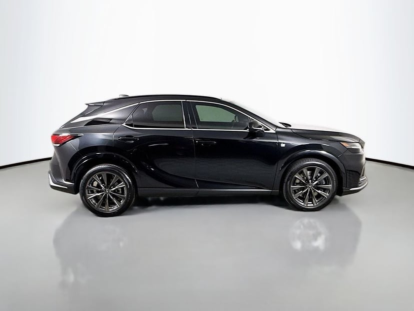 2023 Lexus RX - Image 3
